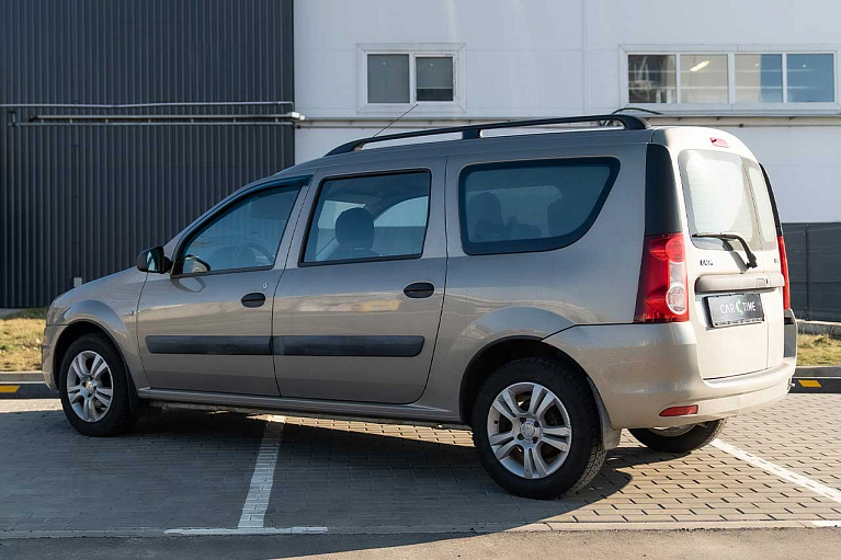 Lada Largus 5 мест