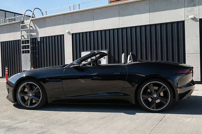 Jaguar F-Type R Dynamic кабриолет